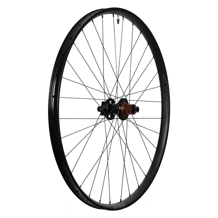 Stans No Tubes Flow MK4 Rear, 27.5'' / 584, Holes: 32, 12mm TA, 148mm, Disc IS 6-bolt, Shimano HG / 275 Wheels